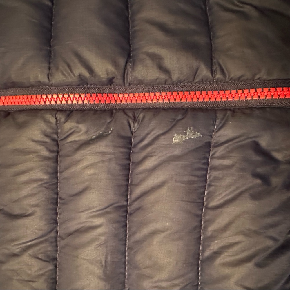 The North Face Vibrant Red and Navy Vest - Picture 5 of 5